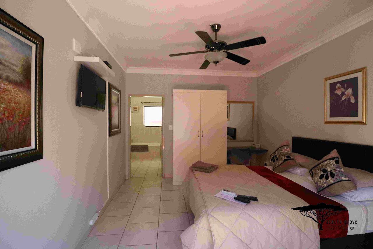 Acacia Grove Guest House Johannesburg Esterno foto